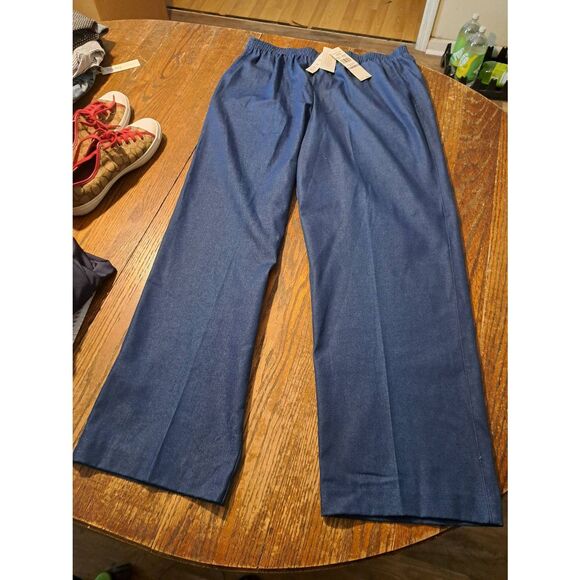 New Alfred Dunner Classic Blue Denim Jeans Size18 Proportioned Medium High Waist - Picture 1 of 4